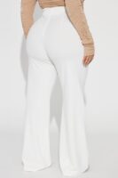 Dress in White 95% polyester