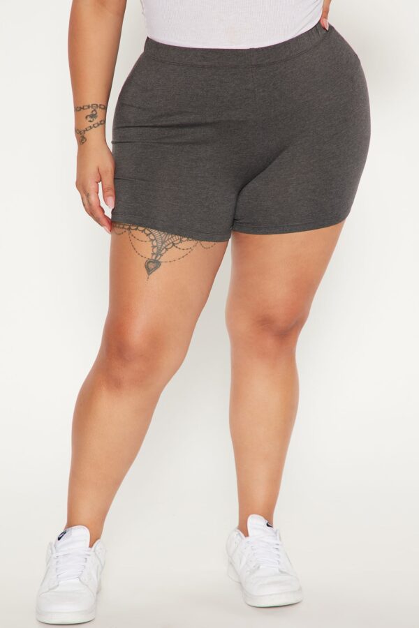 Shorts in Charcoal