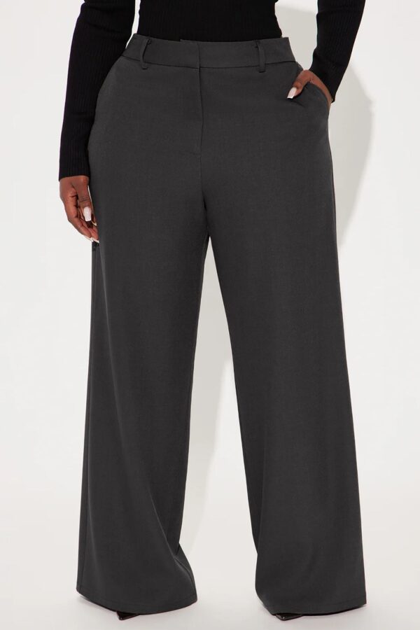 Wide-Leg Pants in Charcoal