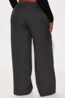 Wide-Leg Pants in Charcoal