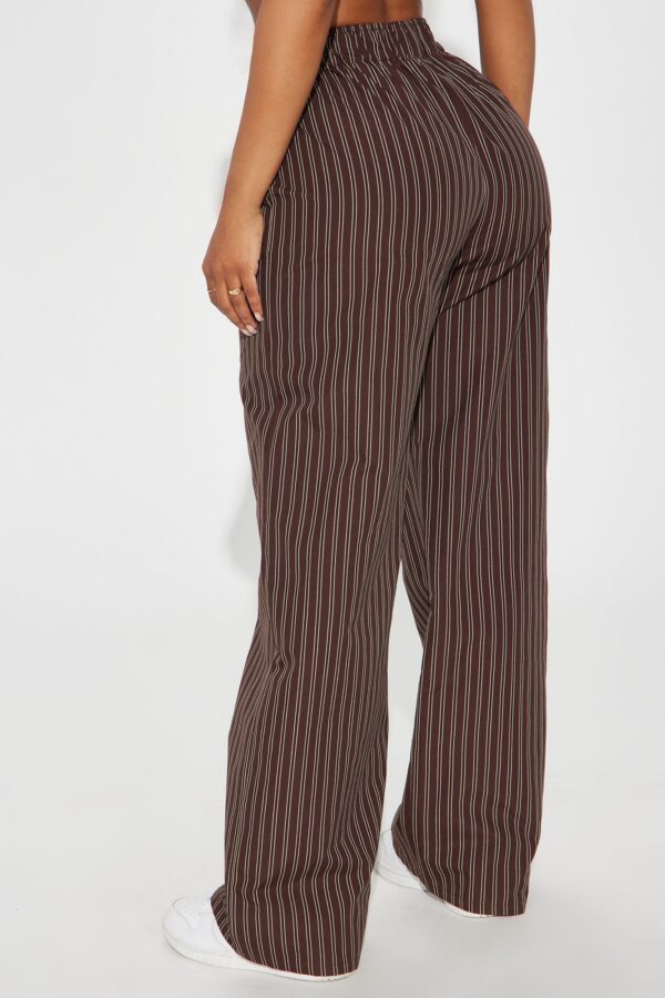 Shorts in Chocolate