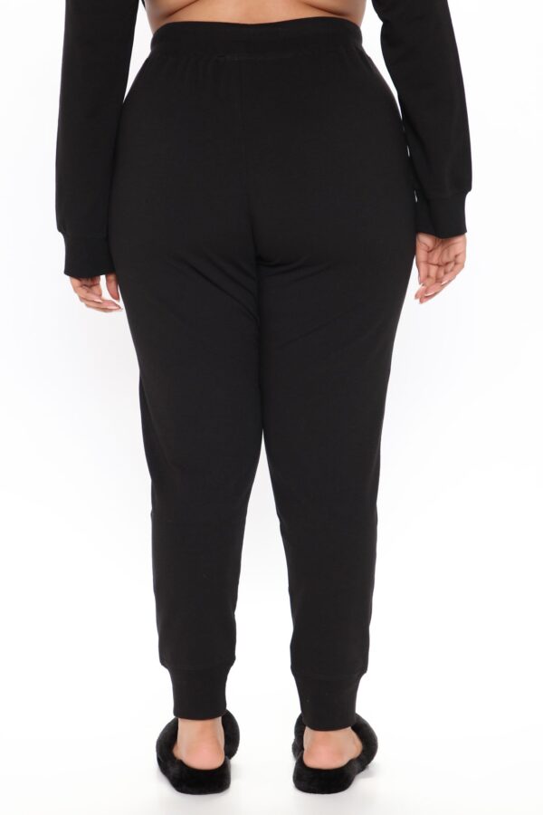 Pants in Black 60% polyester