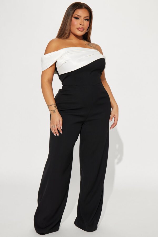 Jumpsuit in Black and White 100% polyester
