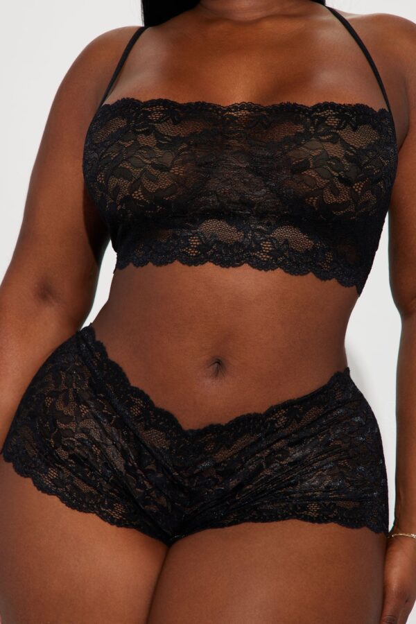 Set in Black 90% nylon