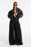 Wide-Leg Pants in Black