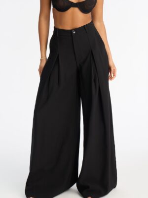 Wide-Leg Pants in Black