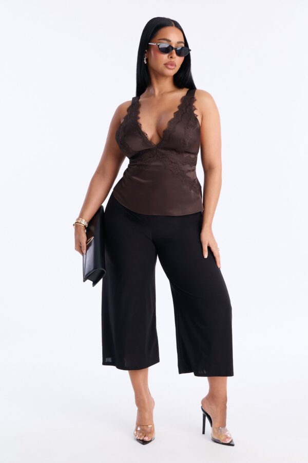 Ladies Kit Chocolate Top