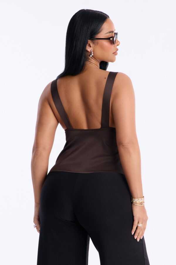 Ladies Kit Chocolate Top