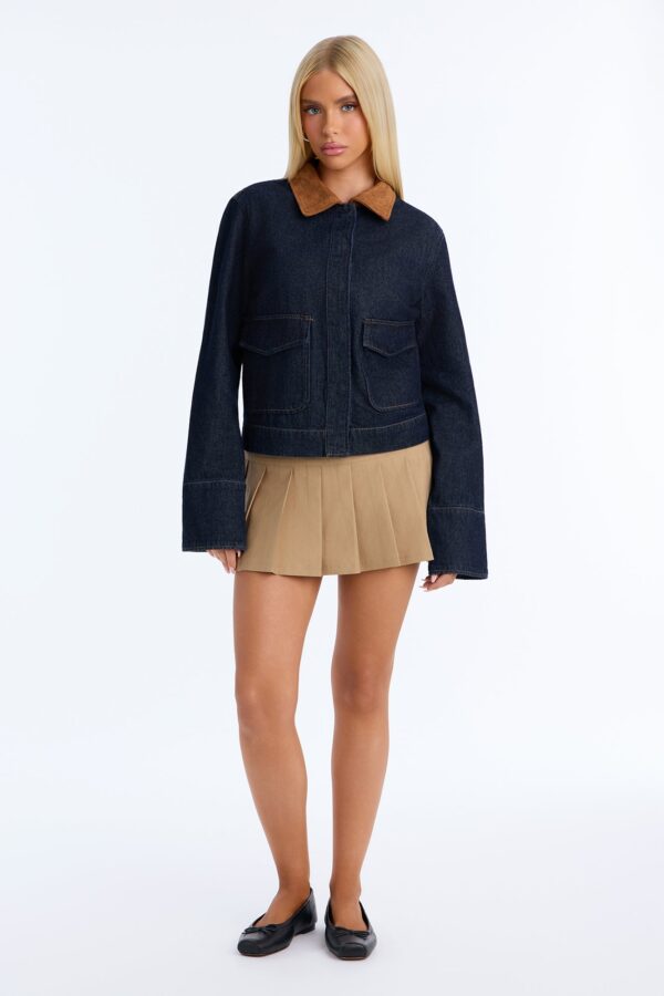 Jacket with contrast trim