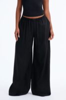 Pants in Black 70% rayon