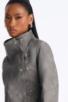 Jacket in Gray 70% polyurethane