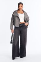 Jacket in Gray 70% polyurethane
