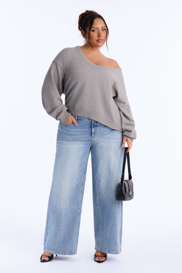 Sweater in Heather Grey