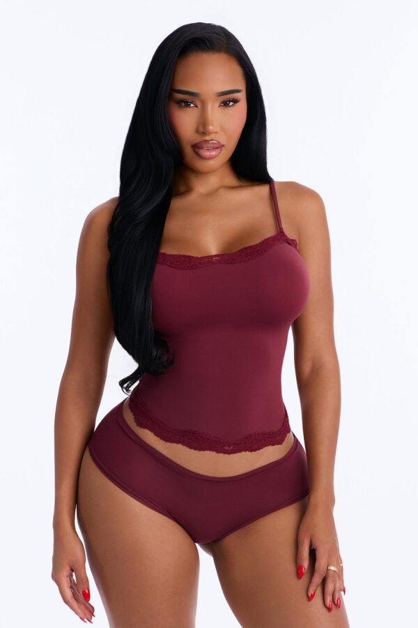 Cami in Wine 82% nylon