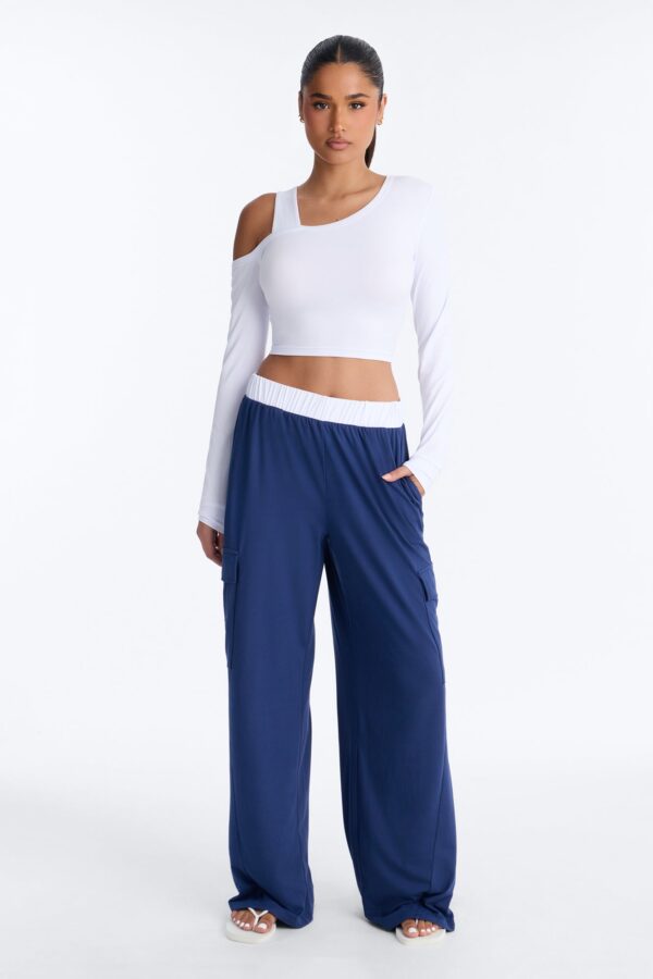 Skirt with a wide leg
