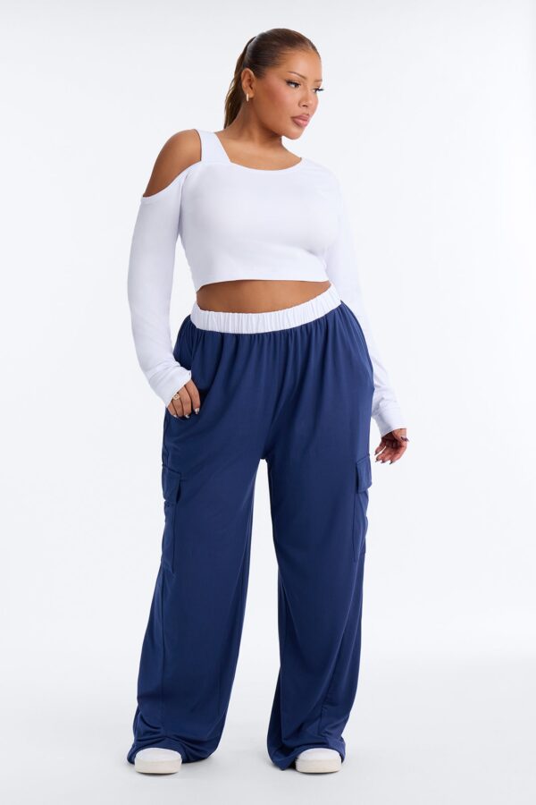 Skirt with a wide leg