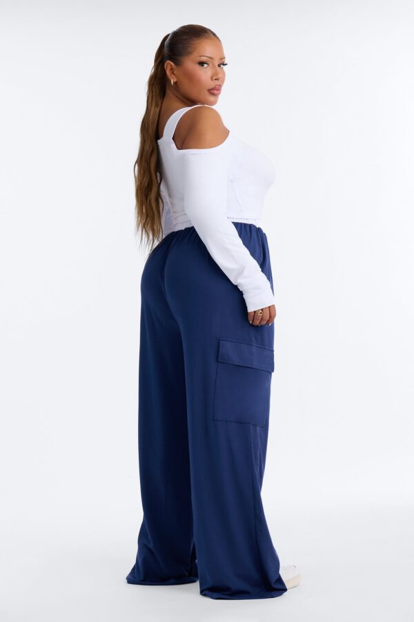 Skirt with a wide leg
