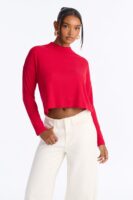 T-shirt with a mock neck