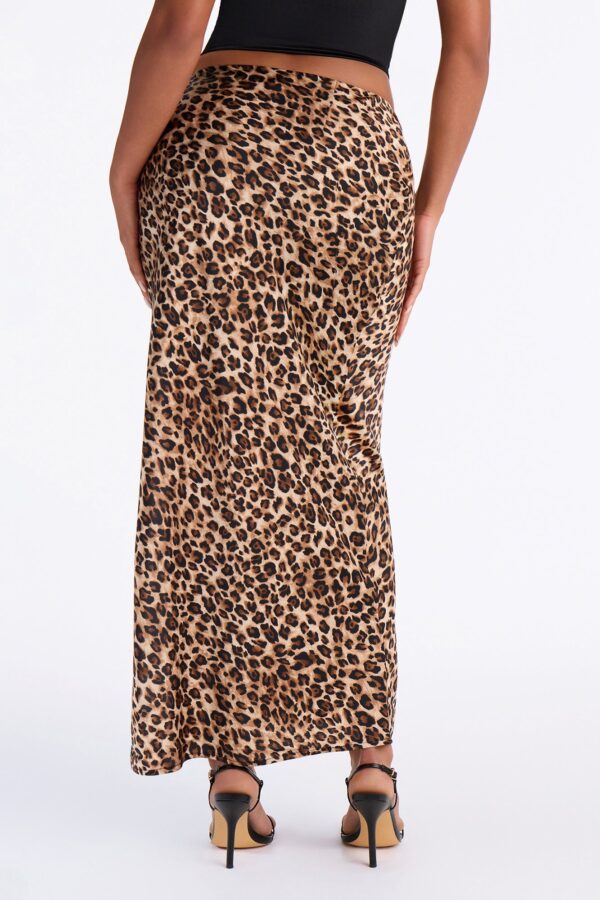 Skirt with a satin