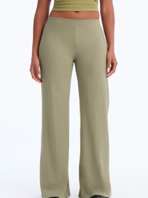 Wide-Leg Pants in Green