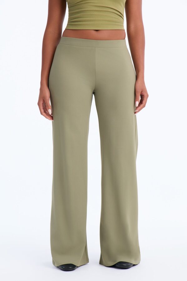 Wide-Leg Pants in Green