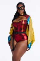 Set with a zip front