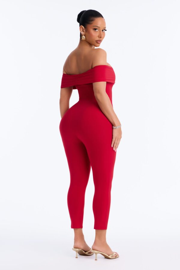 Jumpsuit in Red 95% polyester