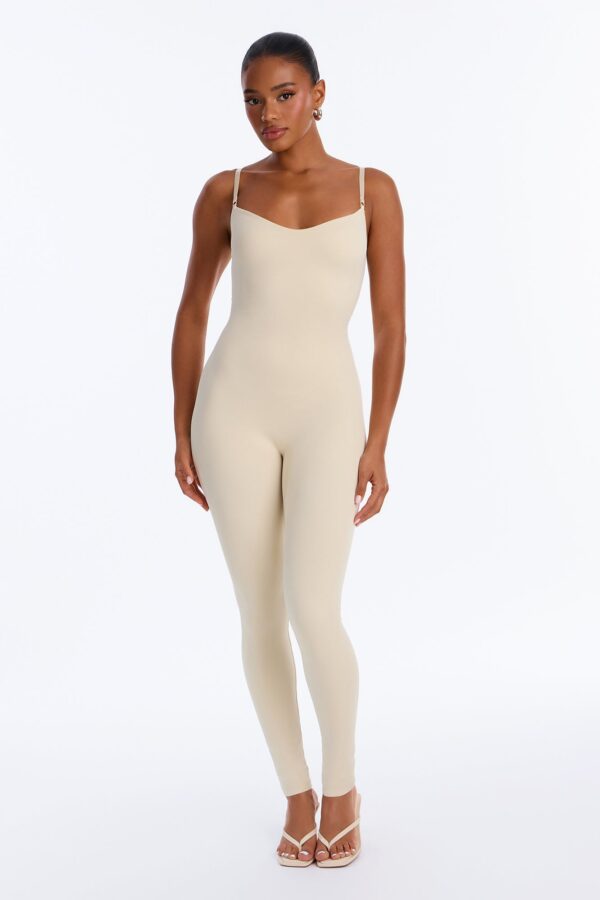 Jumpsuit in Stone 95% nylon