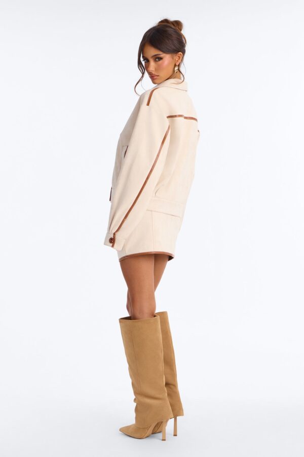 Skirt in Beige 93% polyester
