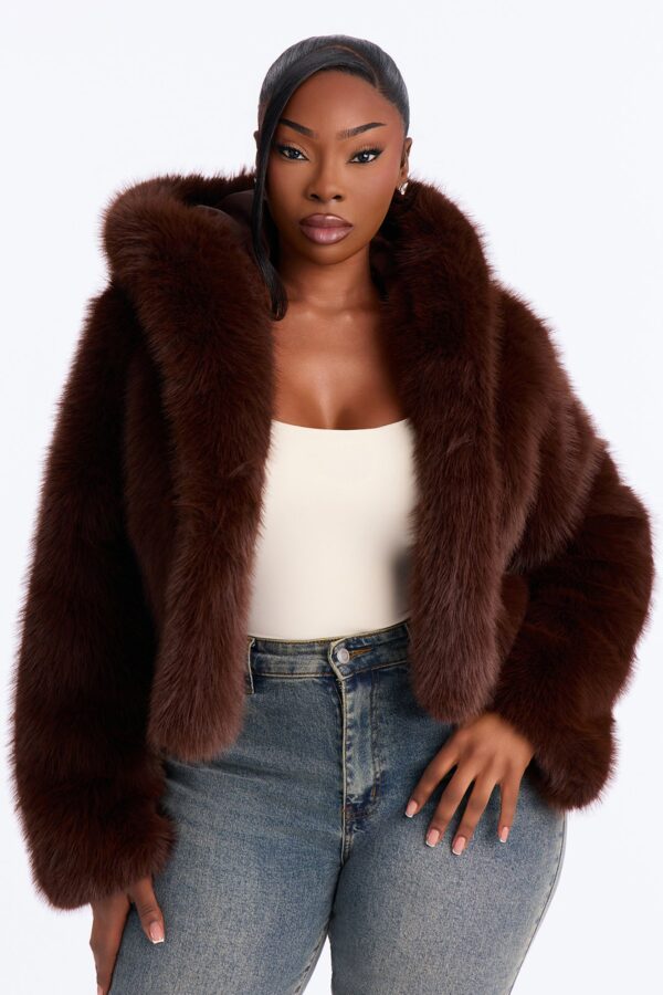 Coat with a cropped