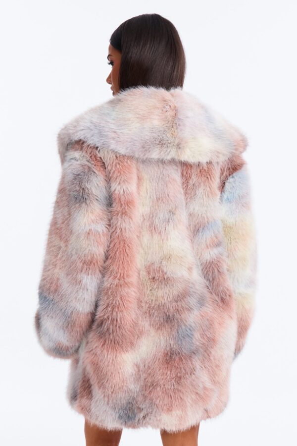 Coat in 100% polyester