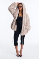 Coat in Beige 100% polyester