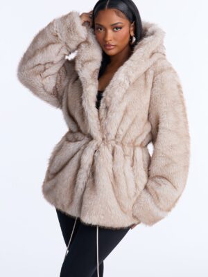 Coat in Beige 100% polyester