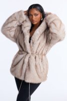 Coat in Beige 100% polyester