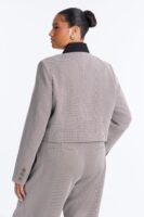 Blazer with contrast trim