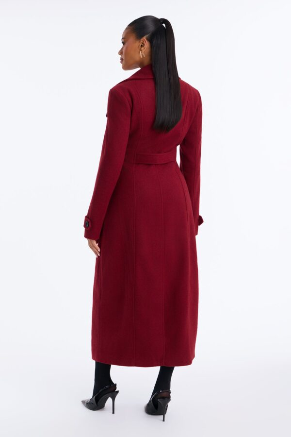 Coat in 90% polyester