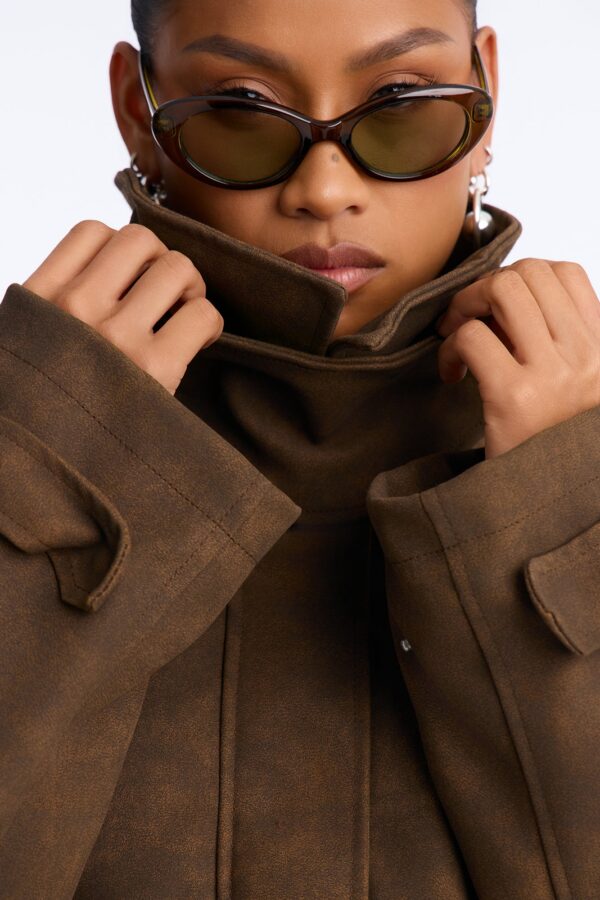 Jacket in Brown 100% polyester