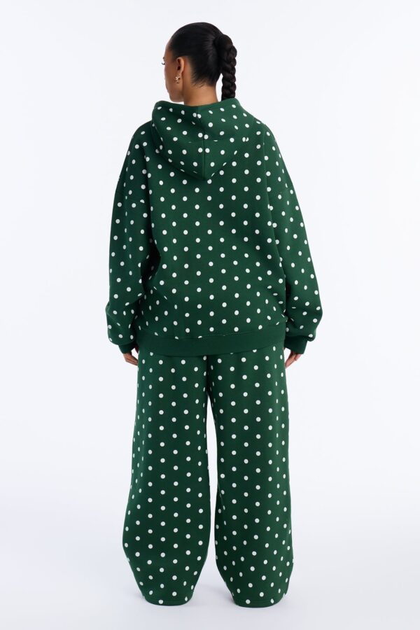 Hoodie with a wide leg