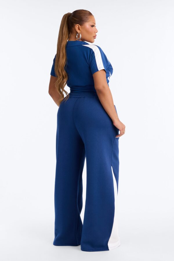 Wide-Leg Pants in Navy