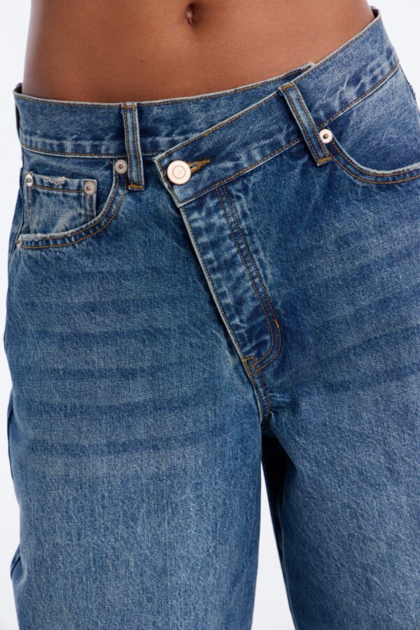 Ciao Bella Crossover Barrel Leg Jeans - Vintage Wash