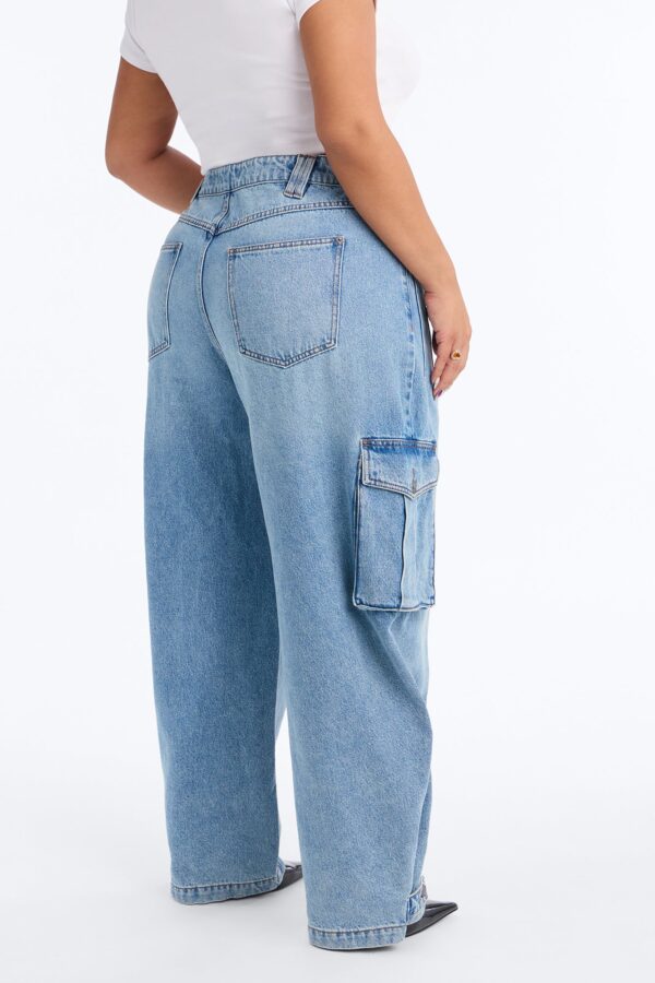 Ice Breaker Mid Waist Cargo Wide Leg Jeans - Medium Wash