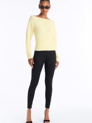 Pullover in Yellow