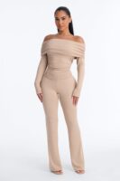 Pants with a ribbed knit