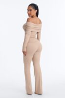 Pants with a ribbed knit