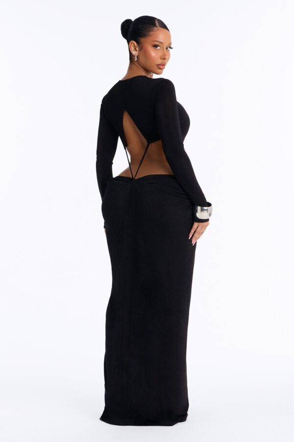 Dress in Black 95% polyester