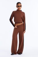 Turtleneck Sweater in Chocolate