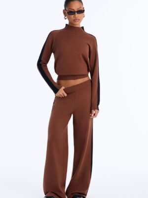 Turtleneck Sweater in Chocolate