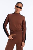 Turtleneck Sweater in Chocolate