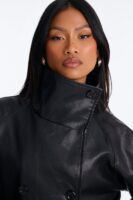 Coat in Black 100% polyurethane