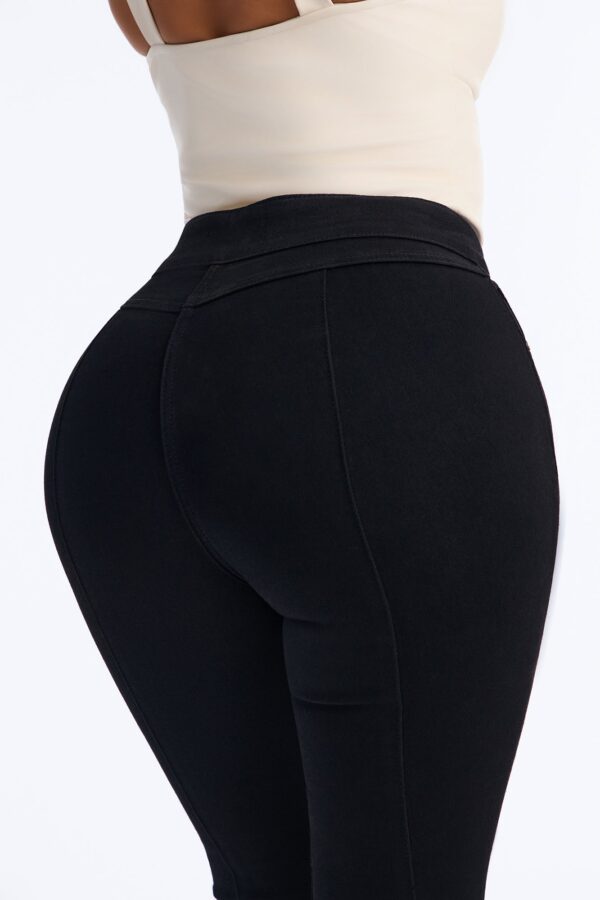 Pants in Black 75% cotton